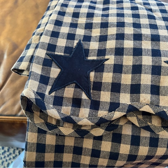 2 Sets of Primitive Home Decor Scalloped Drapery Panels - Picture 2 of 4